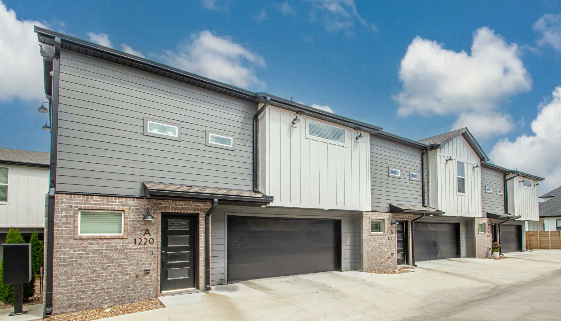 Riverwalk Townhomes Banner 2